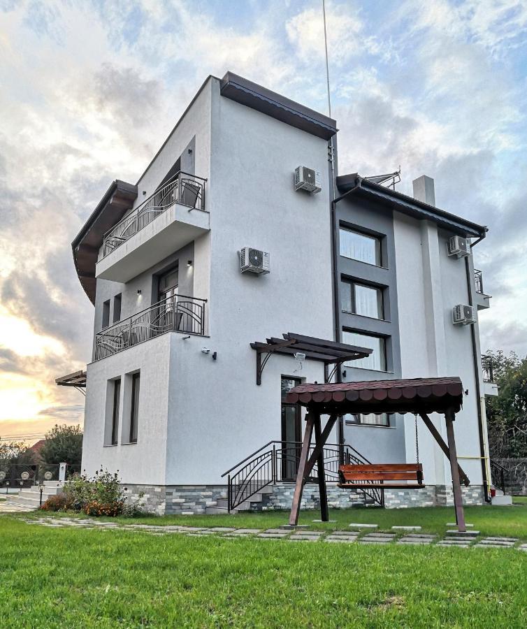 Pensiunea Casa Hortopan Târgu Jiu Εξωτερικό φωτογραφία