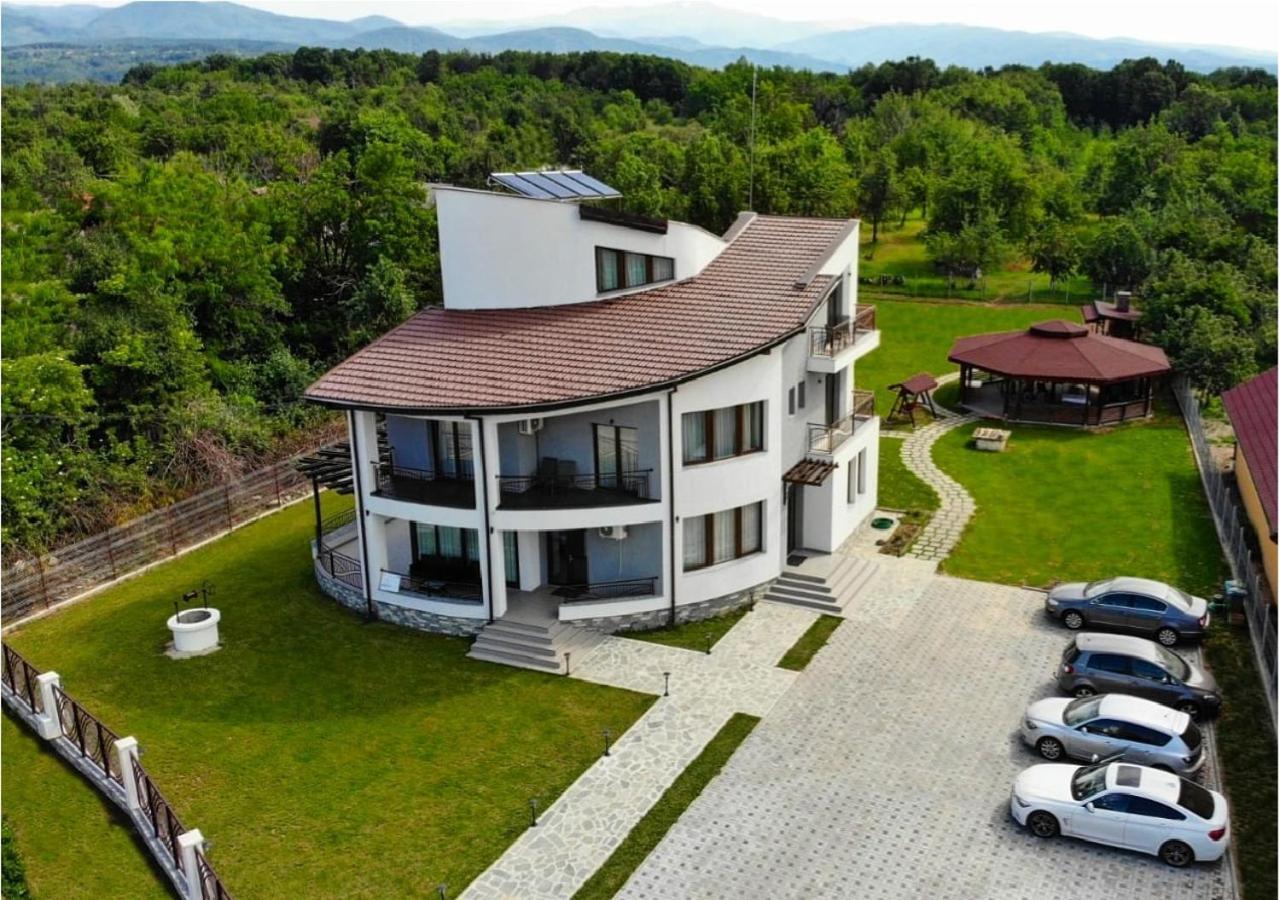Pensiunea Casa Hortopan Târgu Jiu Εξωτερικό φωτογραφία