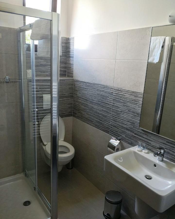 Pensiunea Casa Hortopan Târgu Jiu Εξωτερικό φωτογραφία